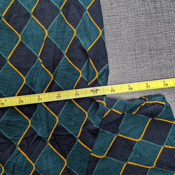 Original Use Men’s Blue green Pattern T-Shirt Size XXL Pre-owned - Picture 4 of 5